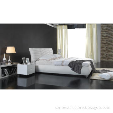 Modern Europe Leather Double Soft Bed (6055)